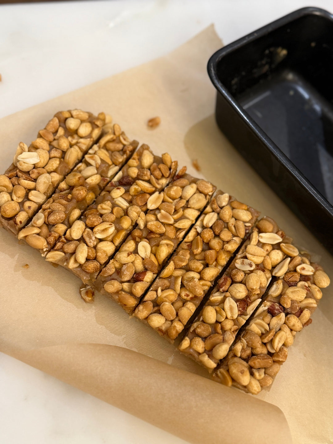 Healthy No-Bake Snickers Bars